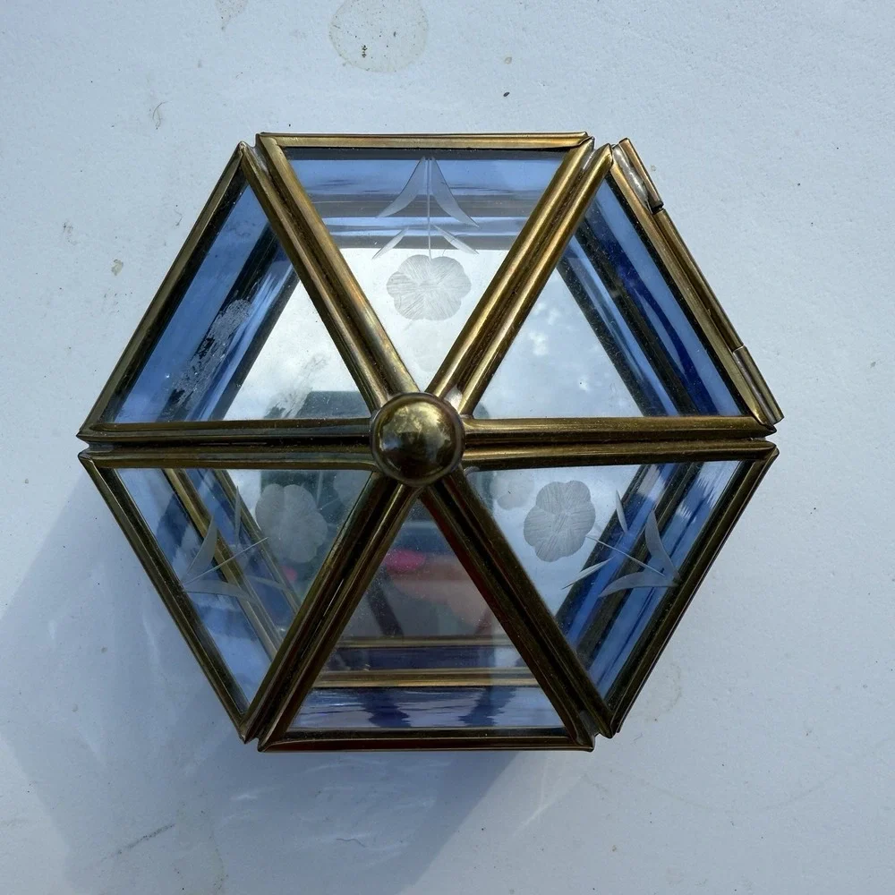 Brass Etched Glass Tabletop Trinket Box Display Case Via‎ Vermont Mexico